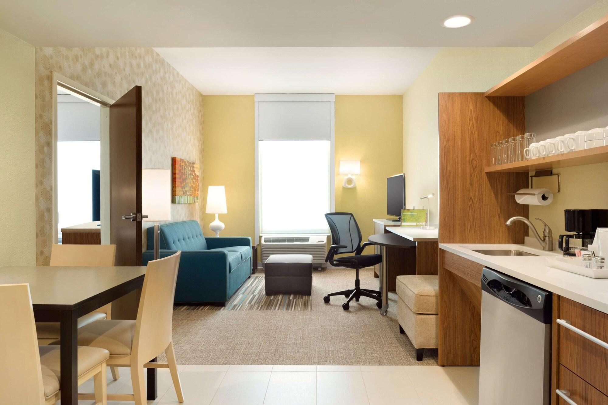Home2 Suites By Hilton Middleburg Heights Cleveland Exterior photo